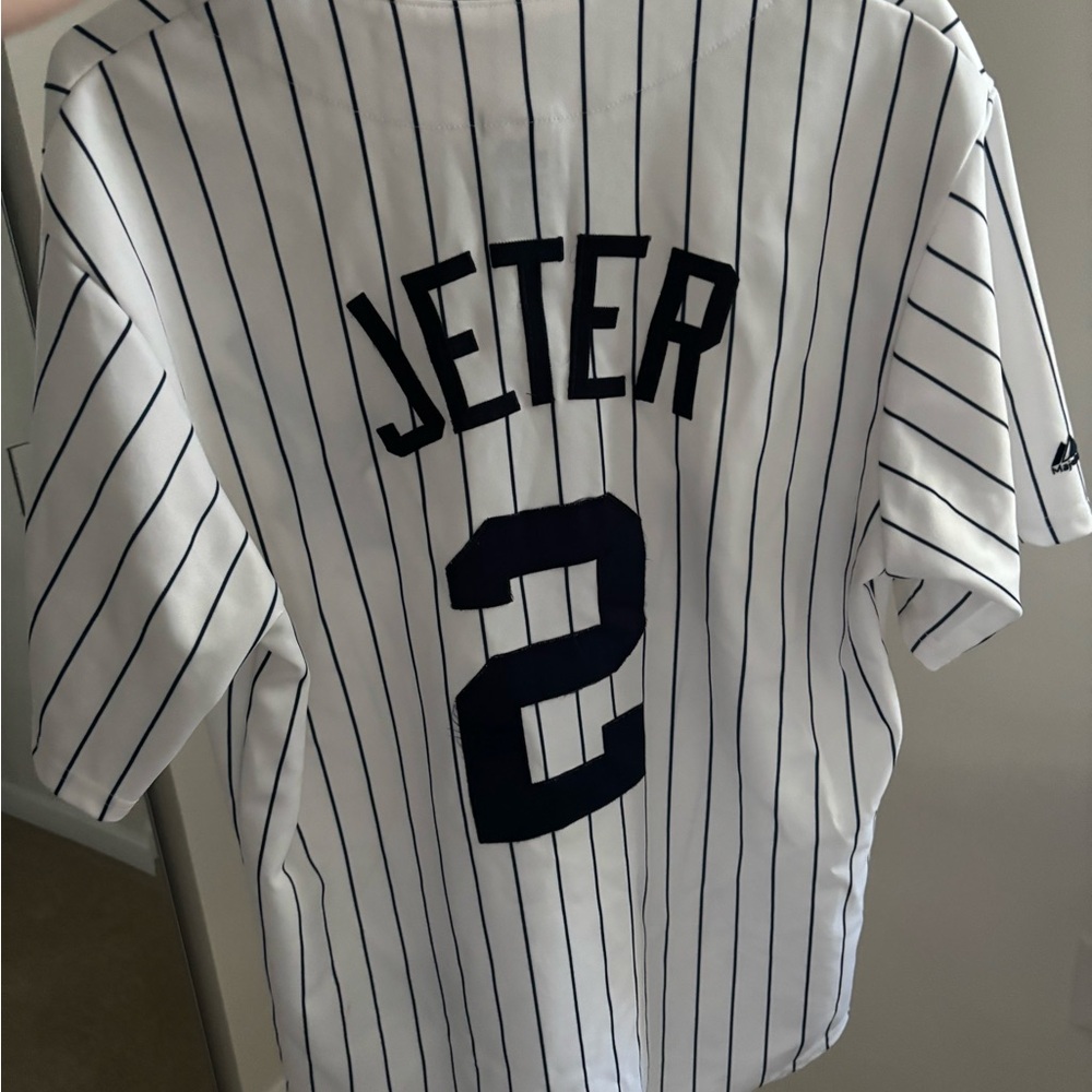 New York yankess Jersey with Jeter 2